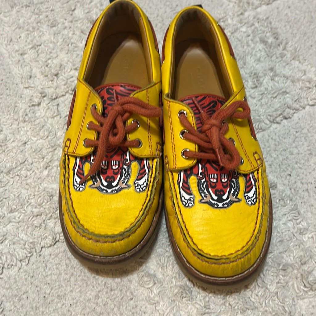 Gucci Amazing Shoes For Your Little Boy Size 33
